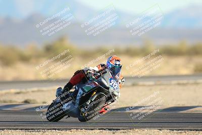 media/Dec-07-2025-CVMA (Sun) [[3e7d2de5dc]]/Race 18-Formula Twins-Formula 40 UL/